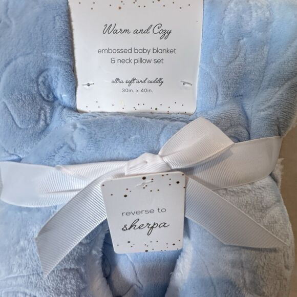Warm & Cozy Blue Embossed Baby Blanket & Elephant Neck Pillow Set Ultra Soft - Picture 2 of 4
